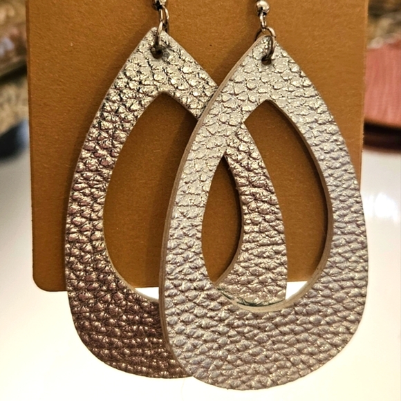 Silver Faux Leather Cut Out Earrings - Picture 4 of 4